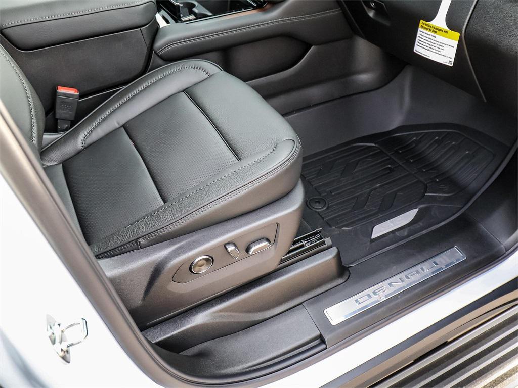 new 2026 GMC Yukon XL car, priced at $93,125