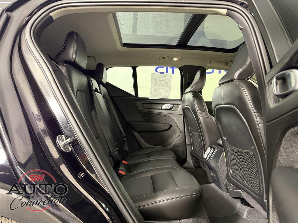 used 2024 Volvo XC40 car, priced at $24,962