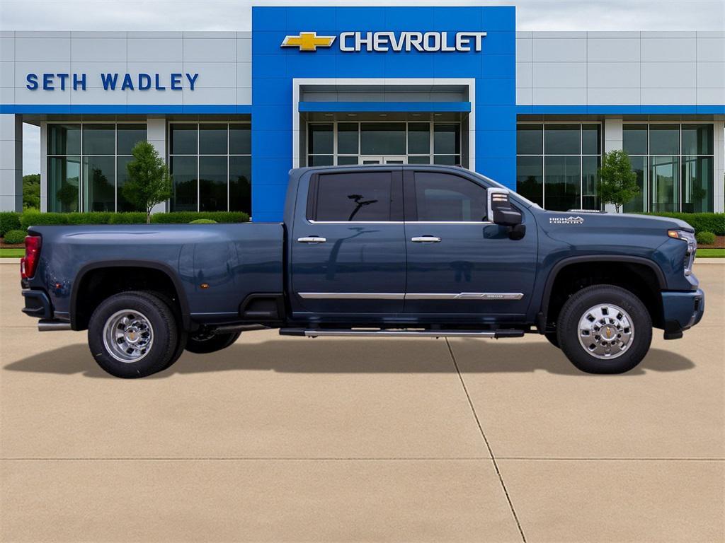 new 2026 Chevrolet Silverado 3500 car, priced at $90,365