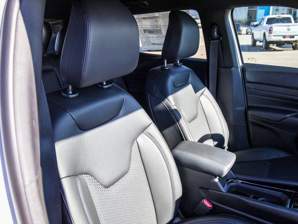 new 2026 Jeep Compass car, priced at $25,398