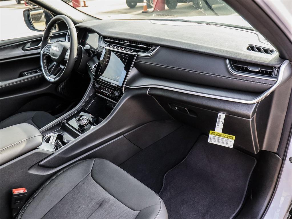 new 2025 Jeep Grand Cherokee L car, priced at $35,823