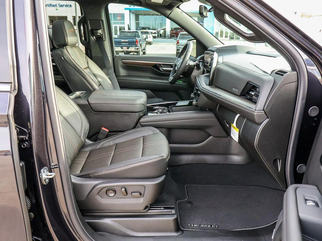 new 2026 Chevrolet Suburban car, priced at $96,098