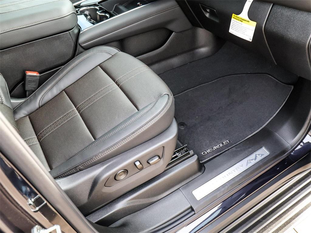 new 2026 Chevrolet Suburban car, priced at $95,499