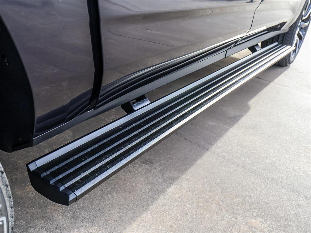 new 2026 Chevrolet Suburban car, priced at $95,499