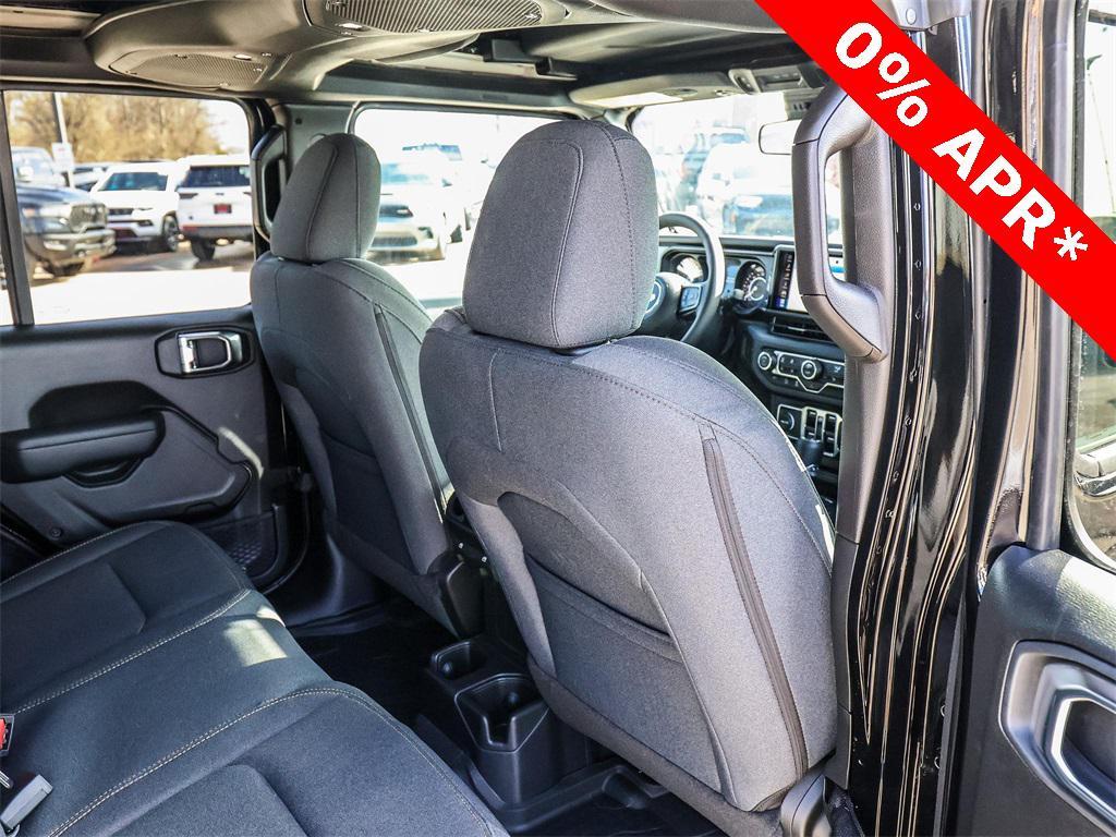 new 2025 Jeep Wrangler car, priced at $41,381