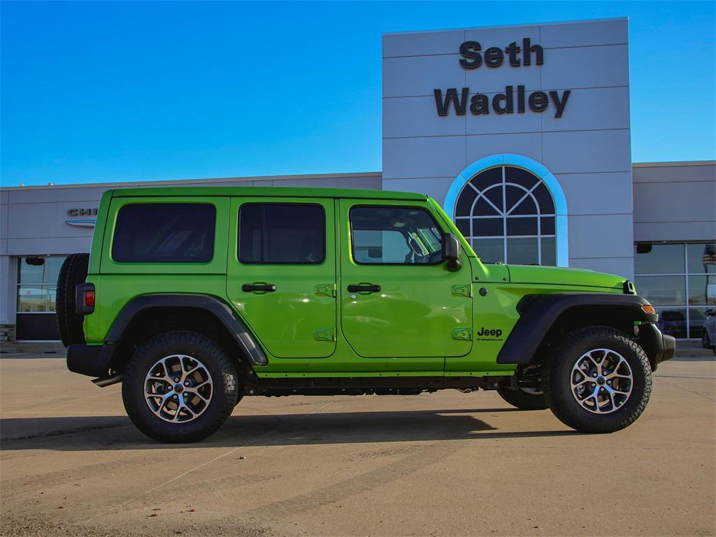 new 2025 Jeep Wrangler car, priced at $48,262