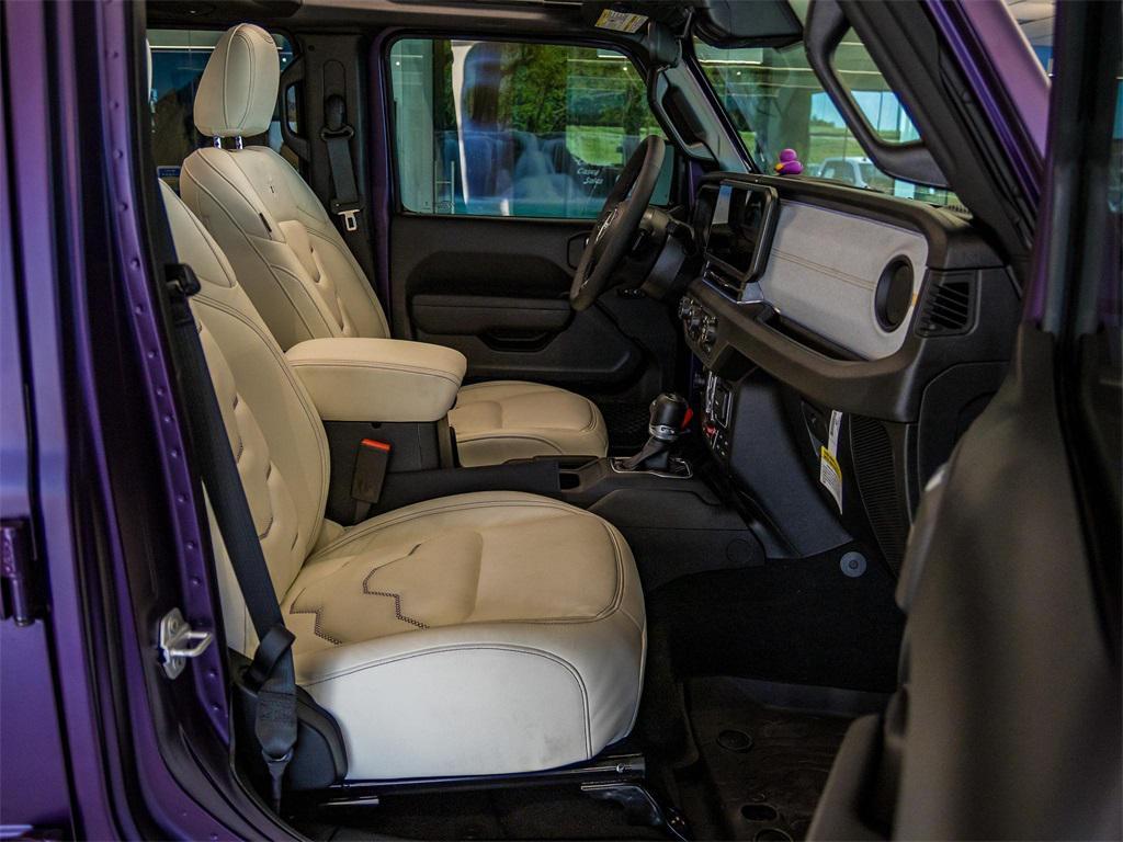 new 2025 Jeep Wrangler car, priced at $86,555
