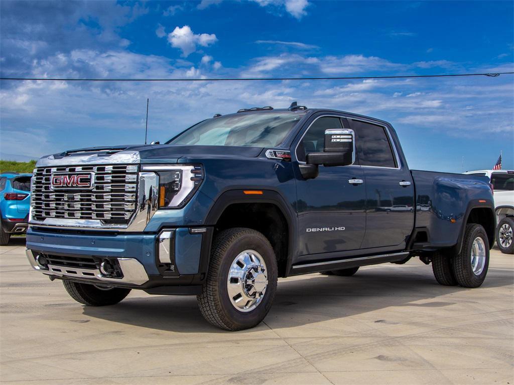 new 2025 GMC Sierra 3500 car, priced at $88,092