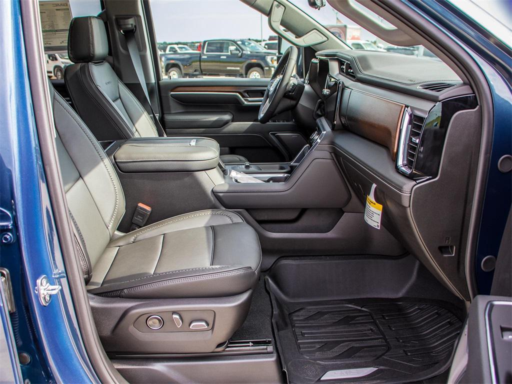 new 2025 GMC Sierra 3500 car, priced at $88,092