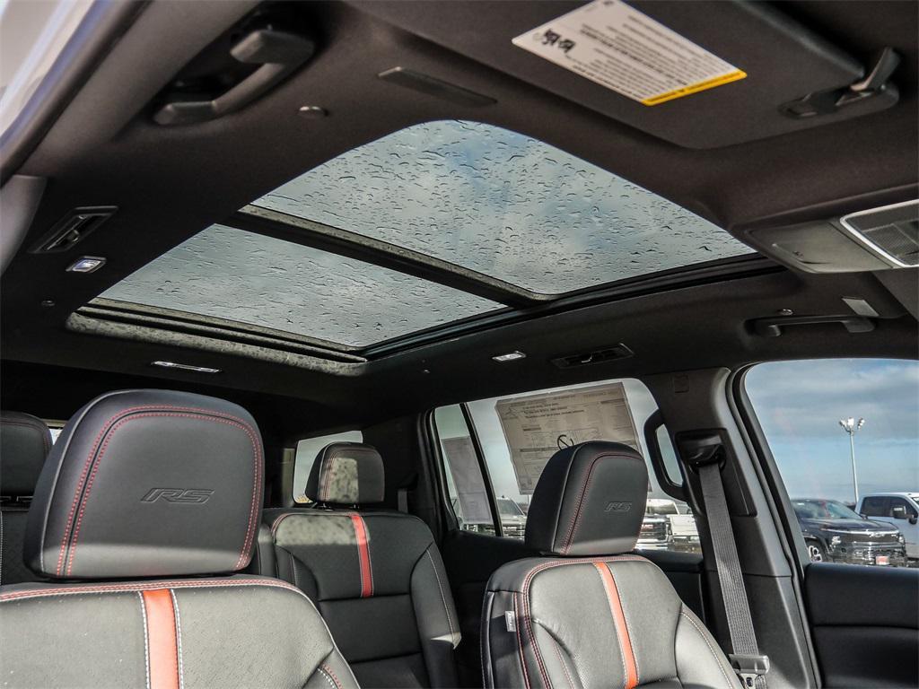 new 2026 Chevrolet Traverse car, priced at $59,930