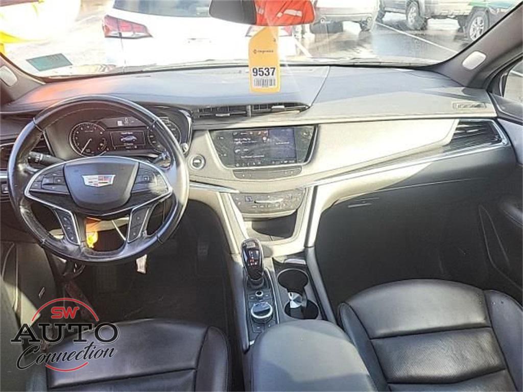 used 2023 Cadillac XT5 car, priced at $25,315