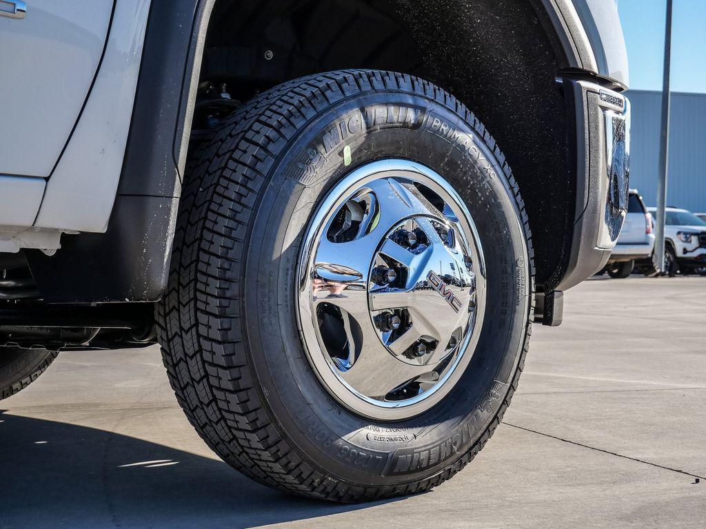 new 2026 GMC Sierra 3500 car, priced at $73,275