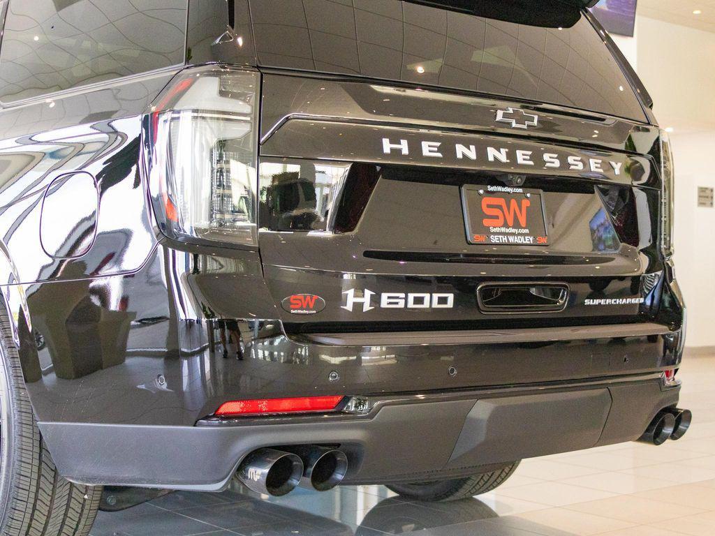 new 2025 Chevrolet Suburban car, priced at $121,999