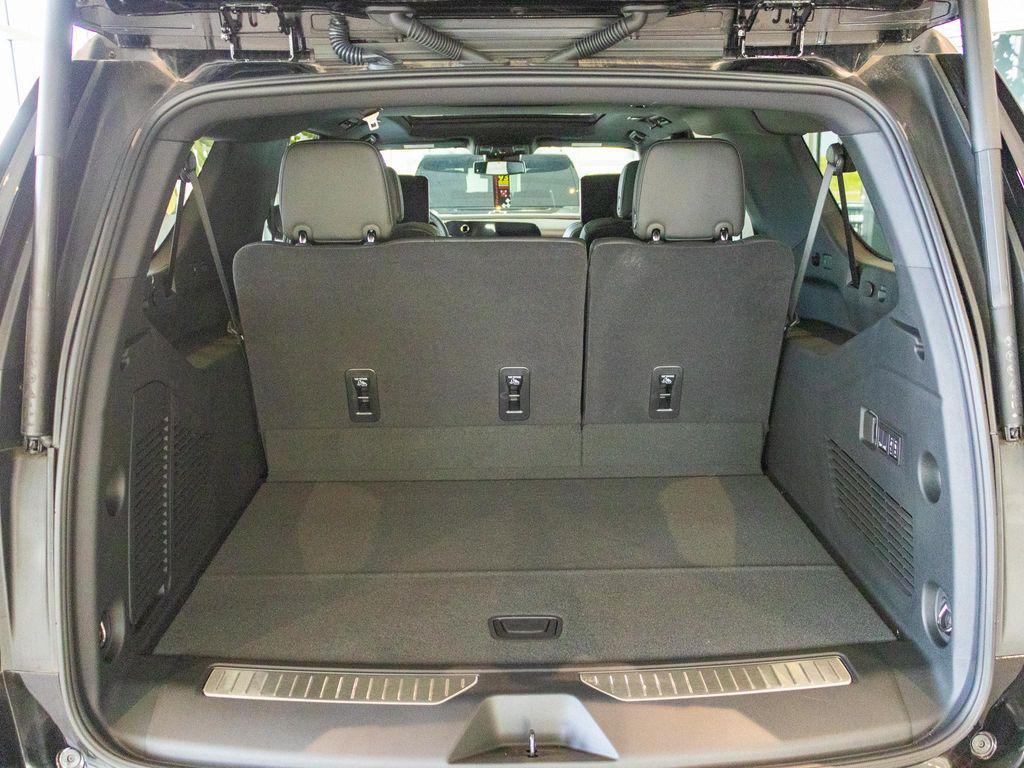 new 2025 Chevrolet Suburban car, priced at $121,999