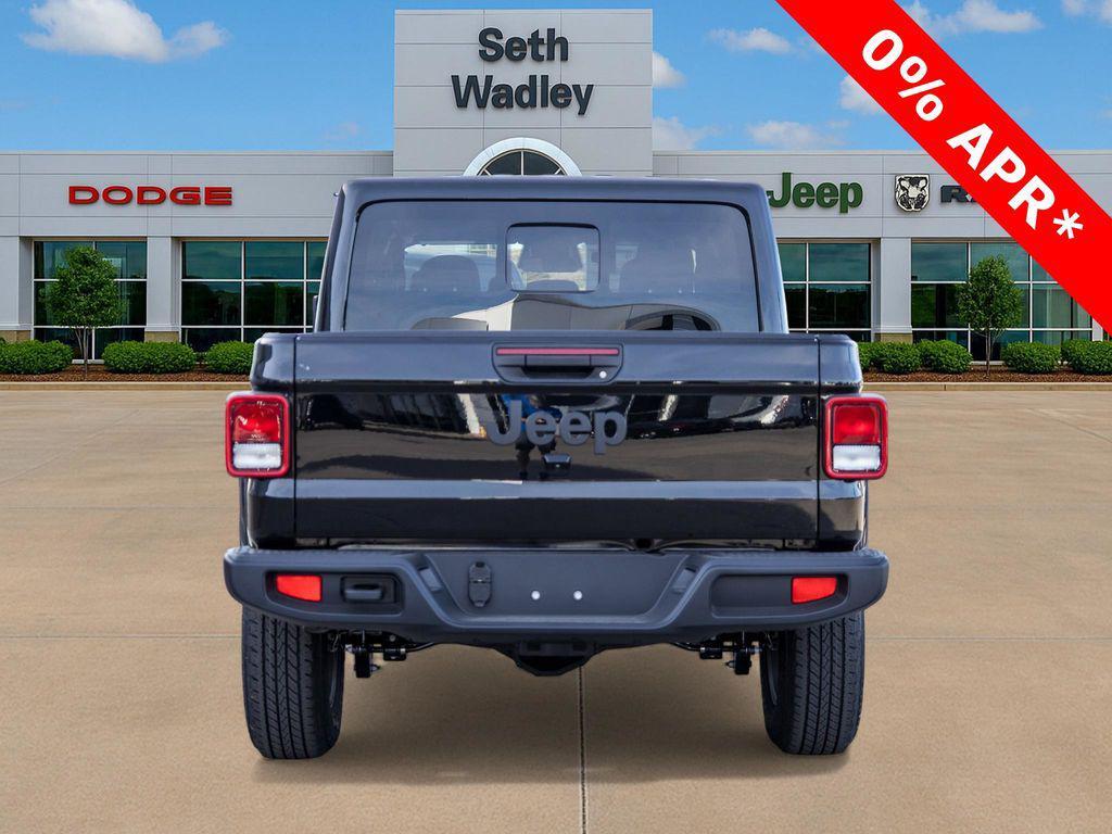 new 2026 Jeep Gladiator car, priced at $38,912