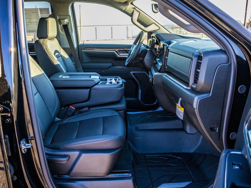 new 2026 Chevrolet Silverado 1500 car, priced at $51,900