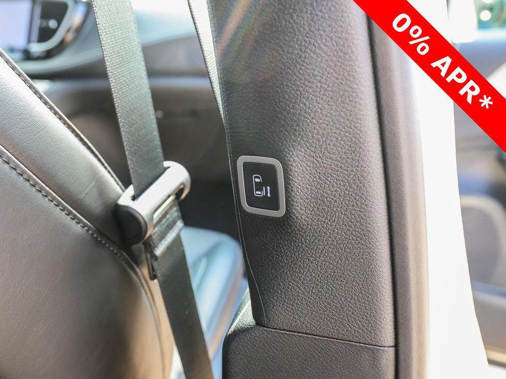 new 2026 Chrysler Pacifica car, priced at $37,612