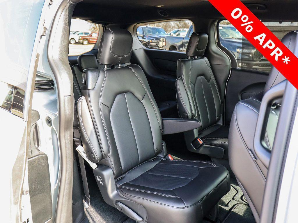 new 2026 Chrysler Pacifica car, priced at $37,612
