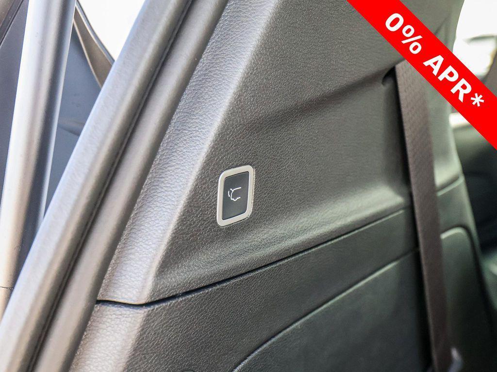 new 2026 Chrysler Pacifica car, priced at $37,612