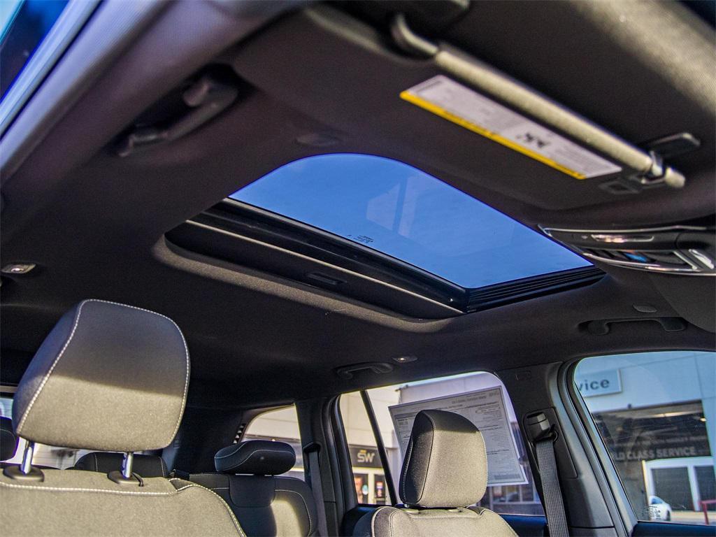 new 2025 Jeep Grand Cherokee car, priced at $37,338