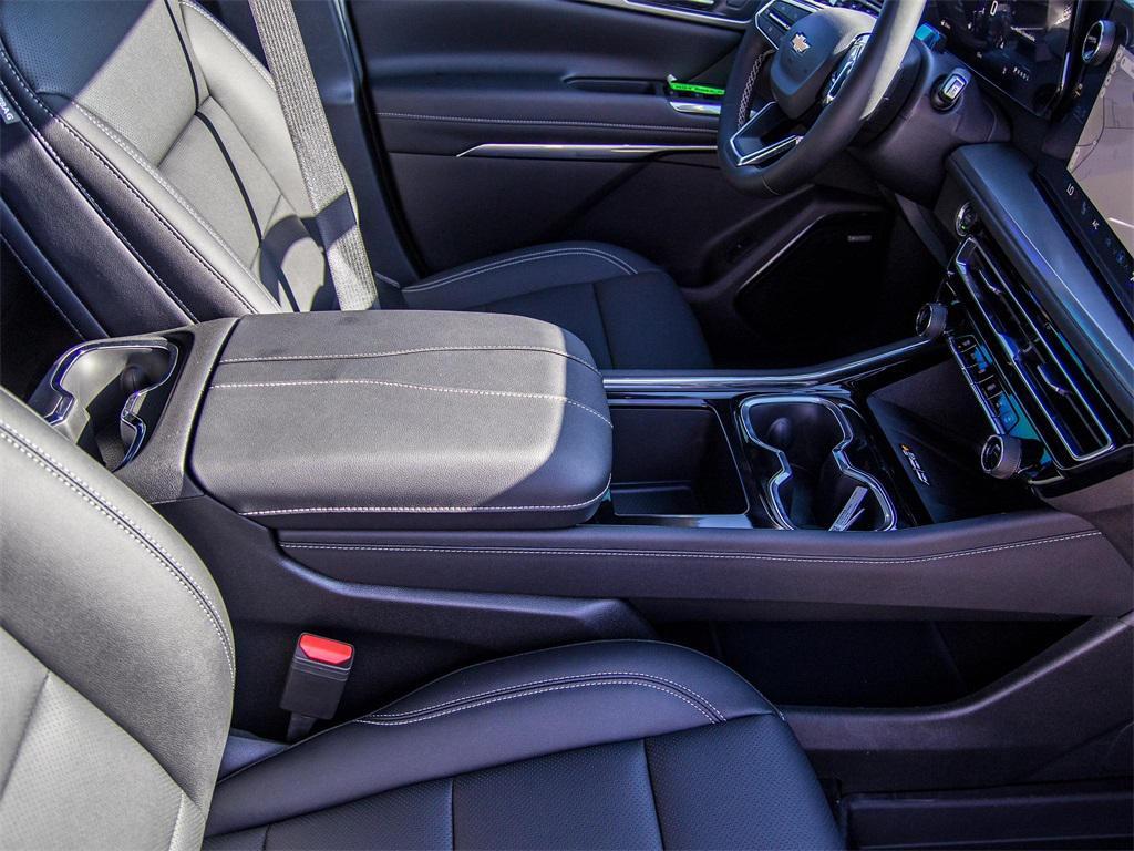 new 2026 Chevrolet Traverse car, priced at $47,861