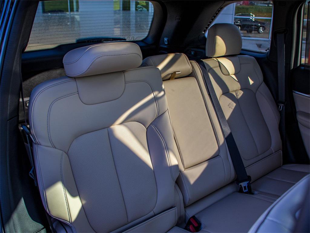 new 2025 Jeep Grand Cherokee car, priced at $46,226