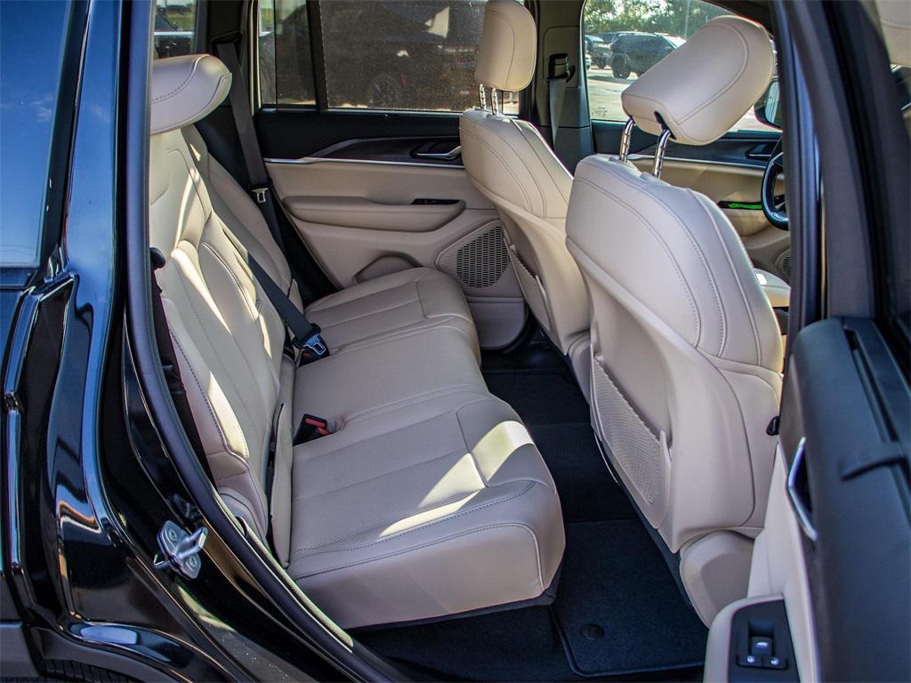 new 2025 Jeep Grand Cherokee car, priced at $46,226