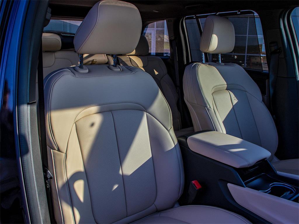 new 2025 Jeep Grand Cherokee car, priced at $46,226