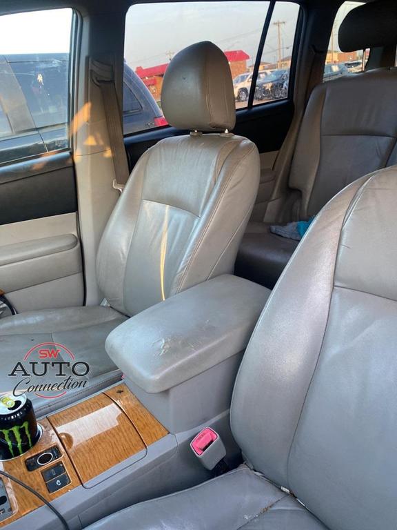 used 2010 Toyota Highlander Hybrid car, priced at $5,593