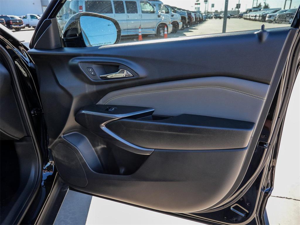 new 2026 Chevrolet Trax car, priced at $28,690