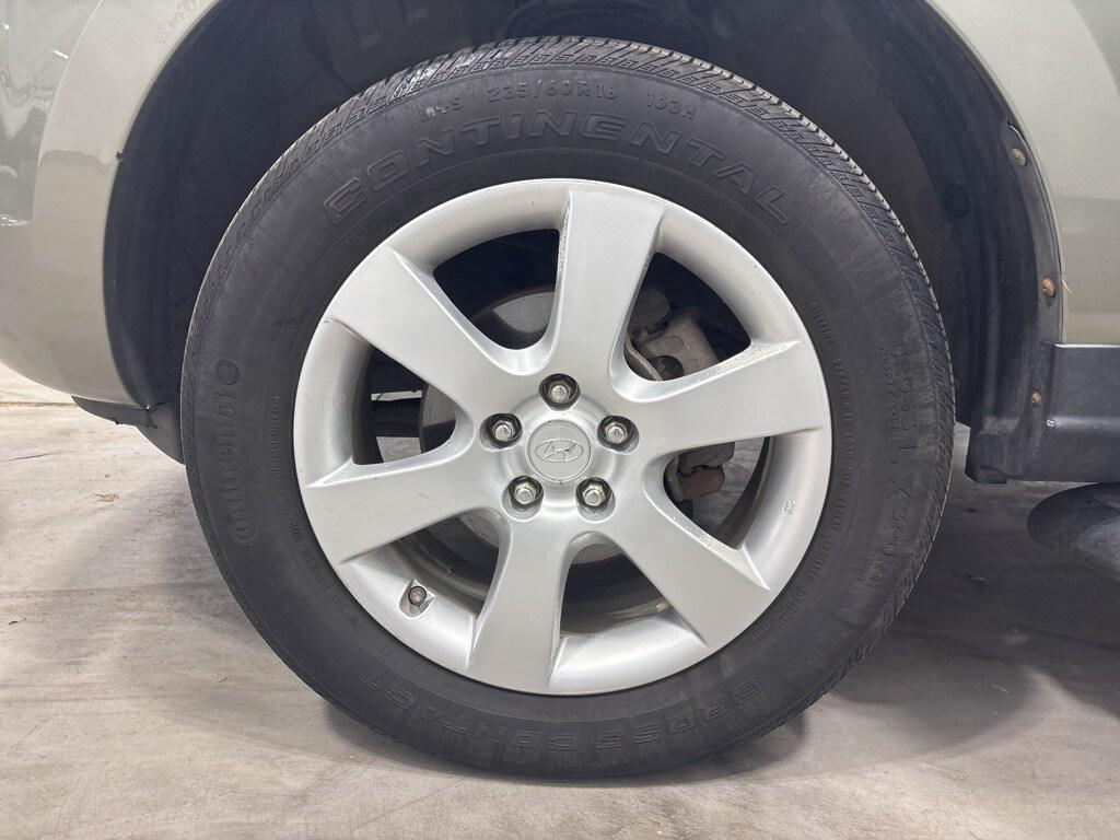 used 2009 Hyundai Santa Fe car, priced at $4,950