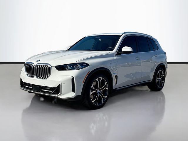 new 2025 BMW X5 PHEV car, priced at $77,272