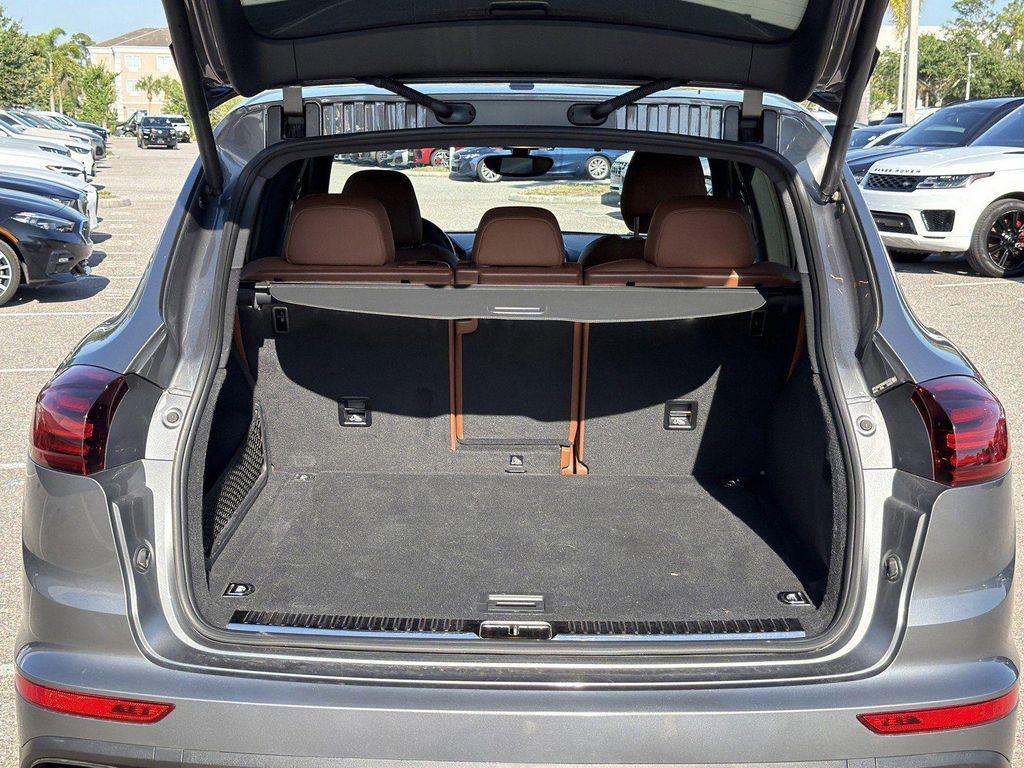 used 2017 Porsche Cayenne car, priced at $25,656