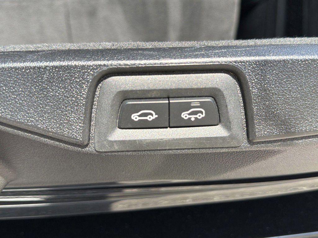 used 2024 BMW X7 car, priced at $57,499