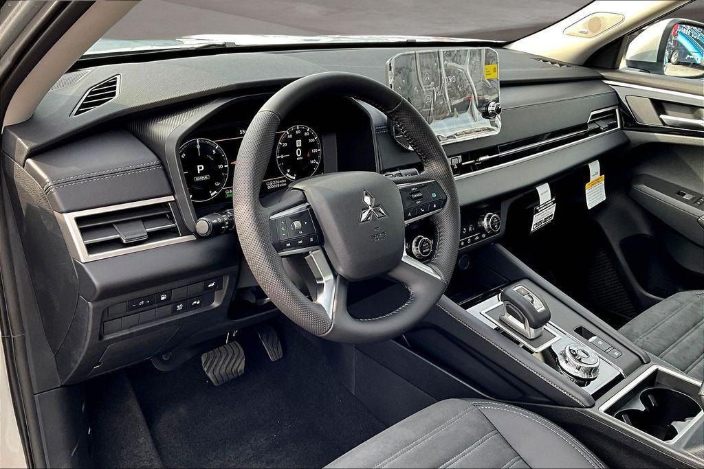 new 2025 Mitsubishi Outlander PHEV car, priced at $45,999