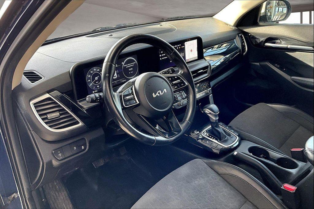 used 2024 Kia Seltos car, priced at $18,464