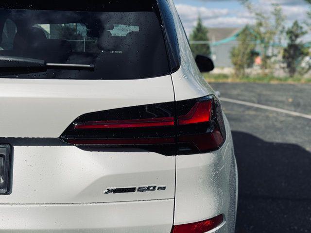 new 2026 BMW X5 PHEV car