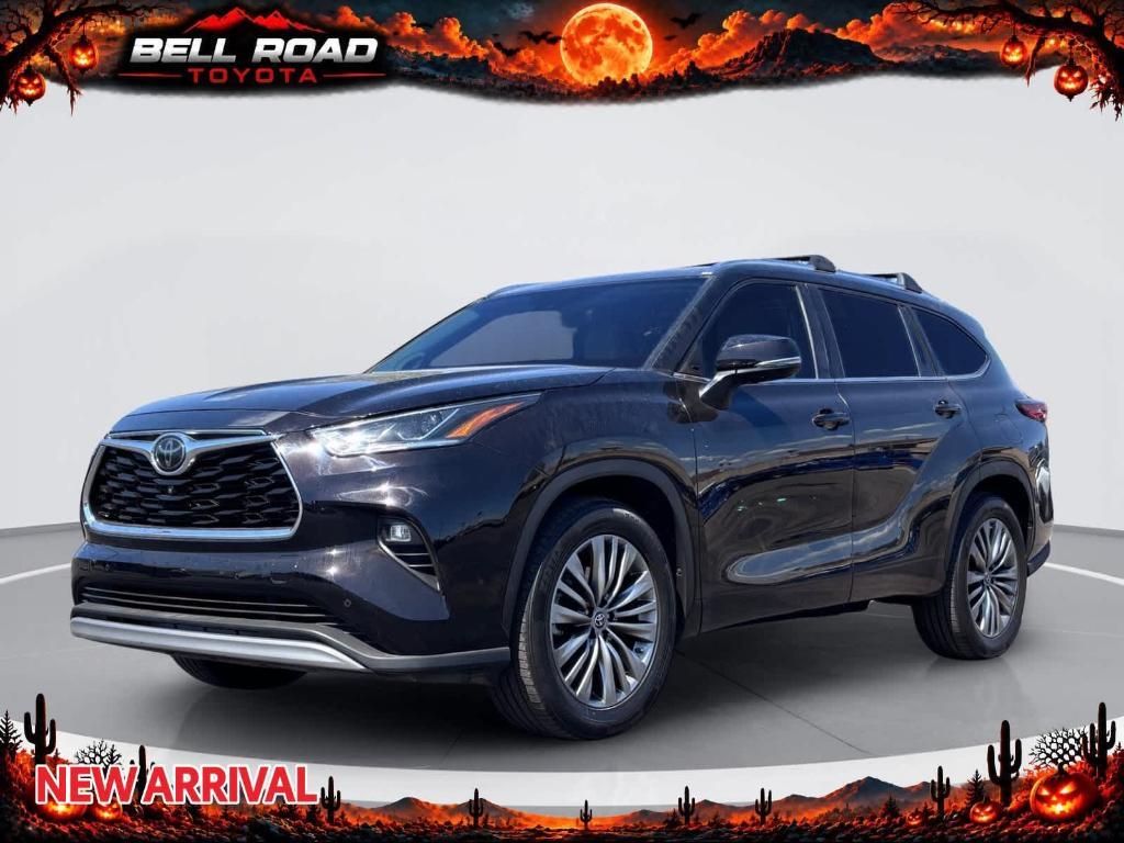 used 2020 Toyota Highlander car, priced at $34,290