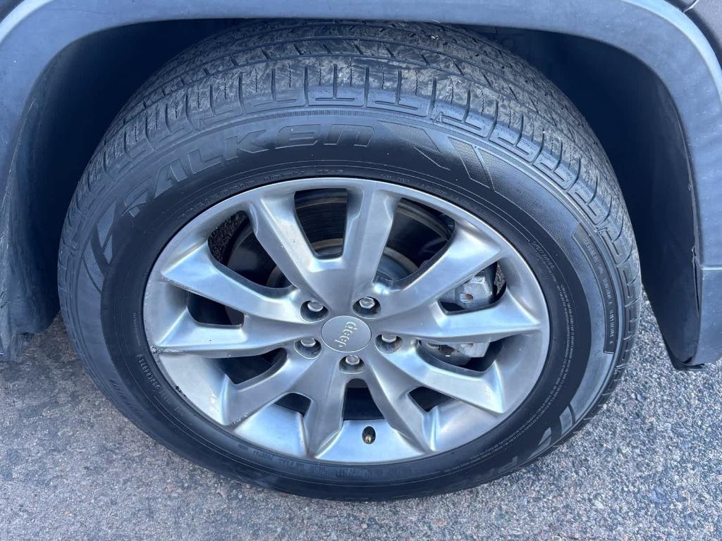 used 2017 Jeep Cherokee car, priced at $14,590