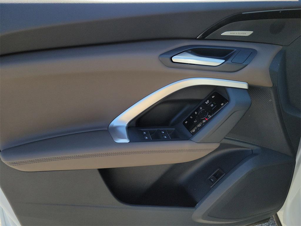 new 2025 Audi Q5 car, priced at $59,050