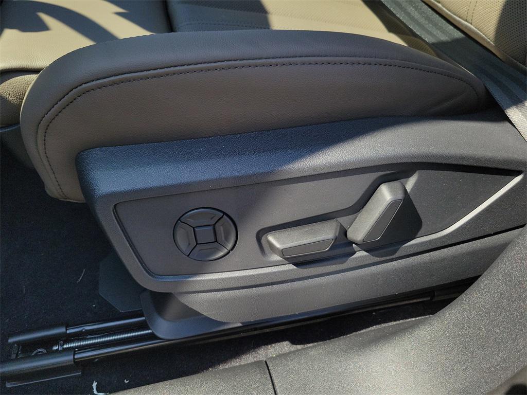 new 2025 Audi Q5 car, priced at $59,050