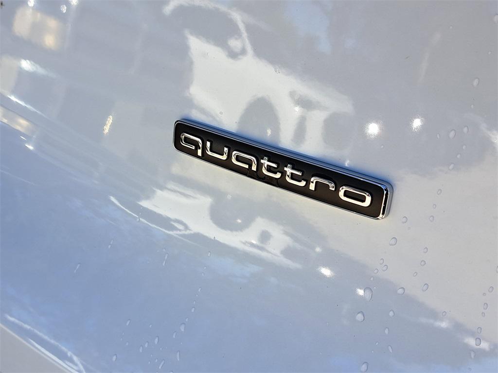 new 2025 Audi Q5 car, priced at $60,950