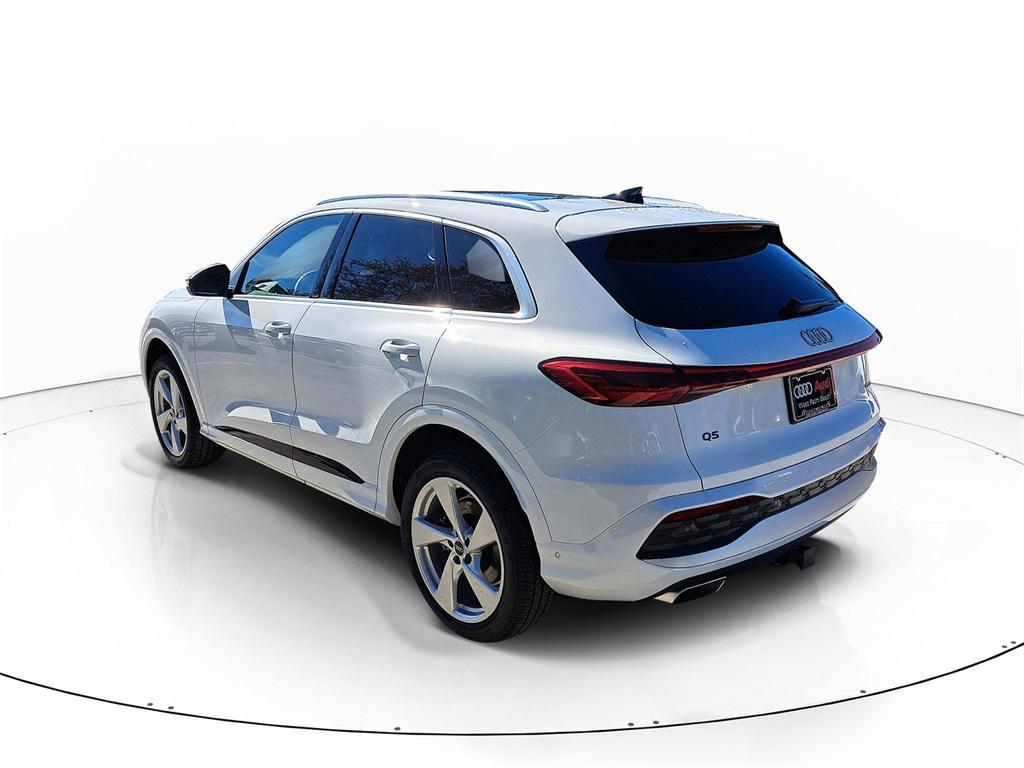 new 2025 Audi Q5 car, priced at $60,950