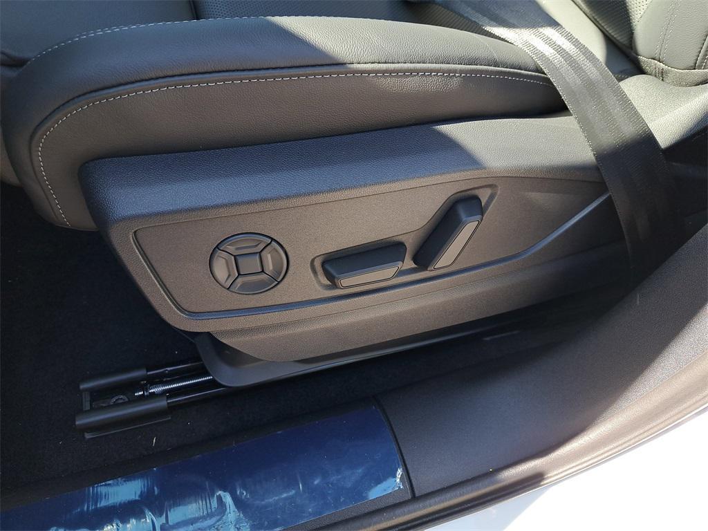 new 2025 Audi Q5 car, priced at $60,950