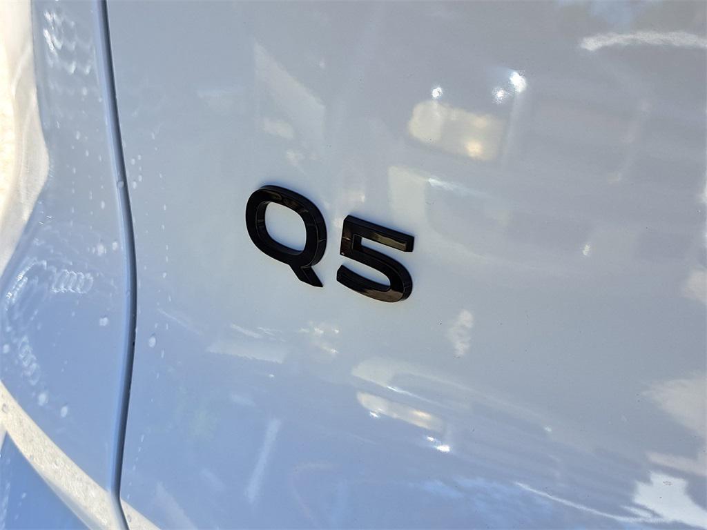new 2025 Audi Q5 car, priced at $60,950