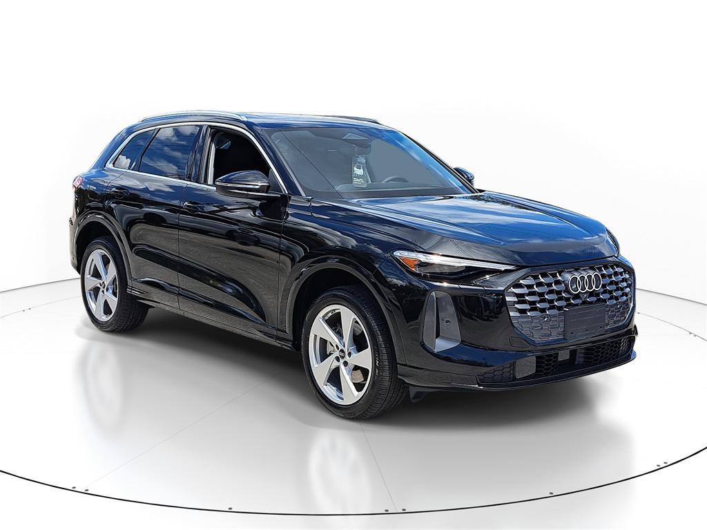 new 2025 Audi Q5 car, priced at $60,300