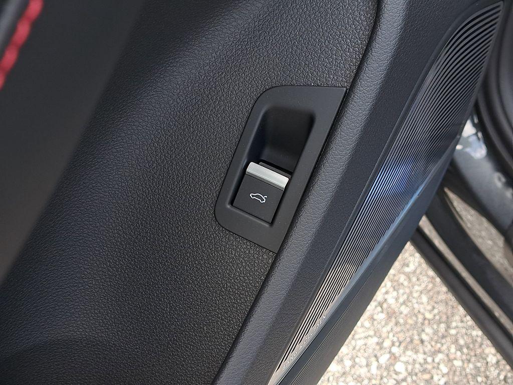 new 2026 Audi SQ7 car, priced at $124,740