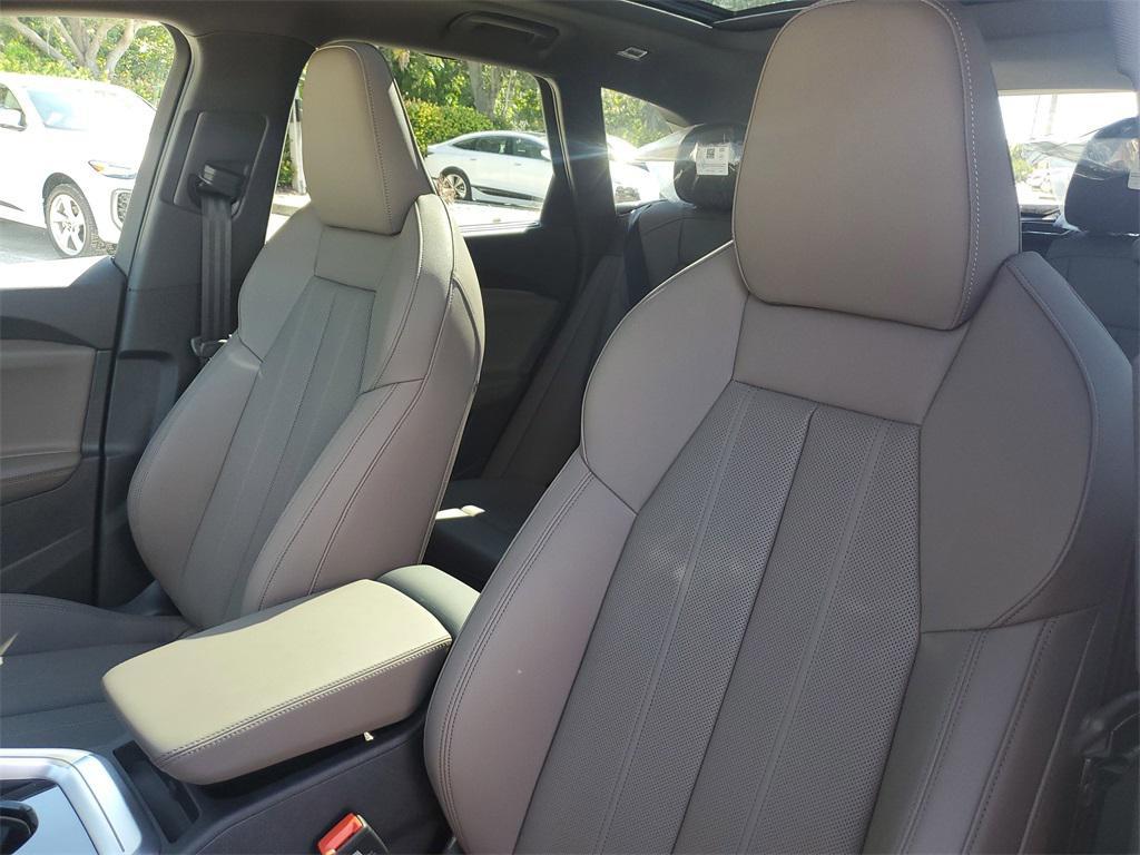 new 2025 Audi Q5 car, priced at $60,950