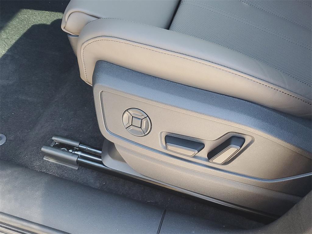 new 2025 Audi Q5 car, priced at $60,950