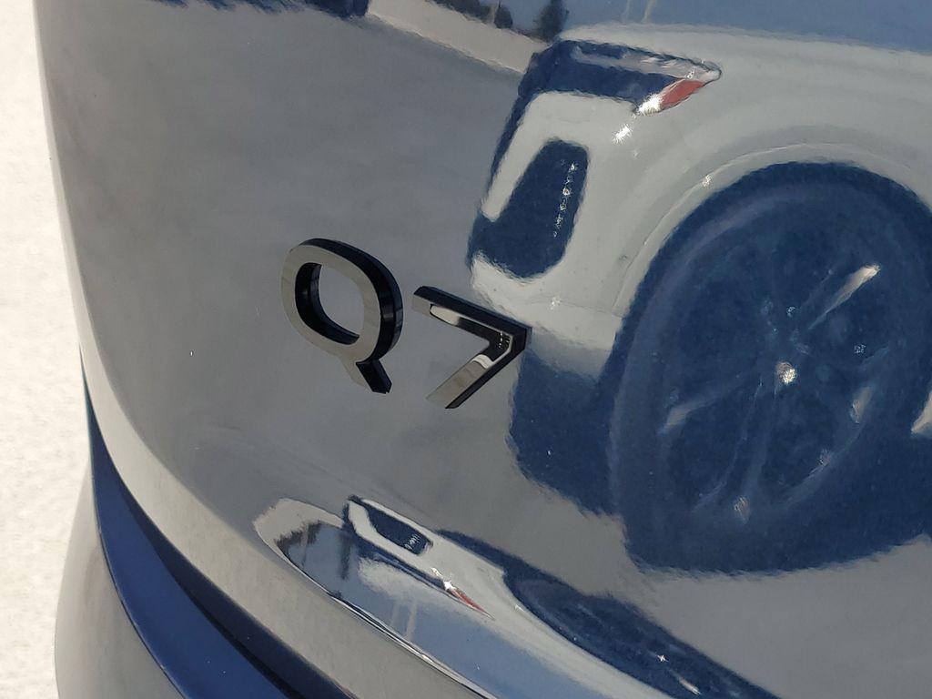 new 2026 Audi Q7 car, priced at $78,410